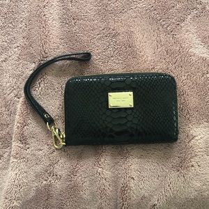 Michael Kors iPhone Wristlet